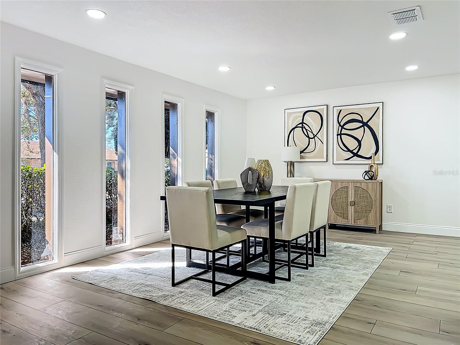 ENGLISH WOODS 1ST ADD - Residential