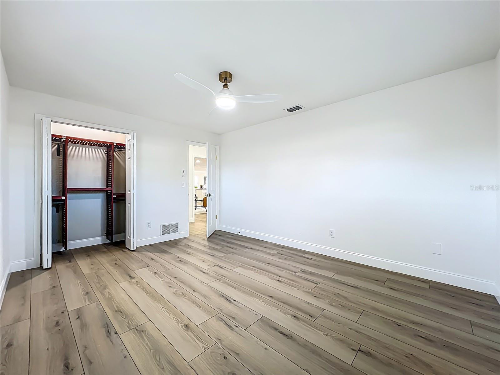 ENGLISH WOODS 1ST ADD - Residential