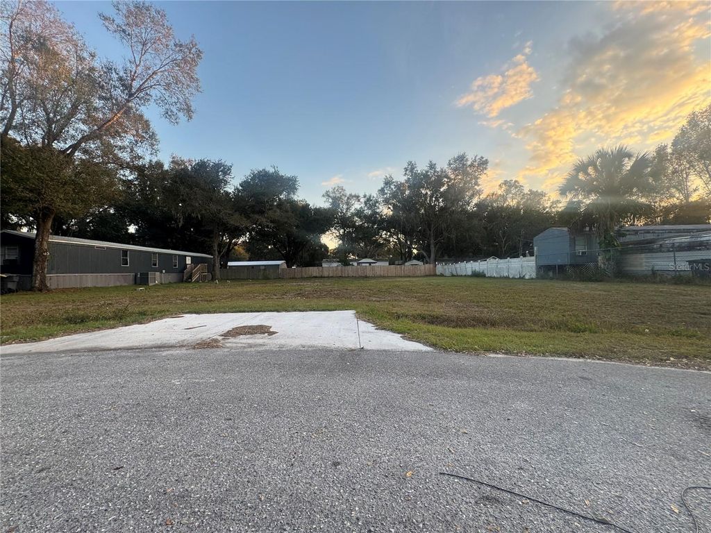 Photo of 325 Donald Lane, Winter Haven, FL 33880 (MLS # S5141489)