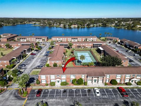 A home in LAKELAND