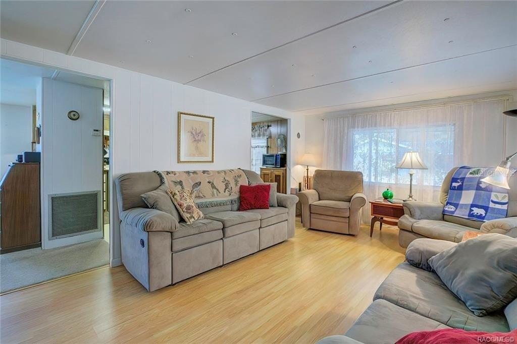 6871 W WOODLYNN LANE