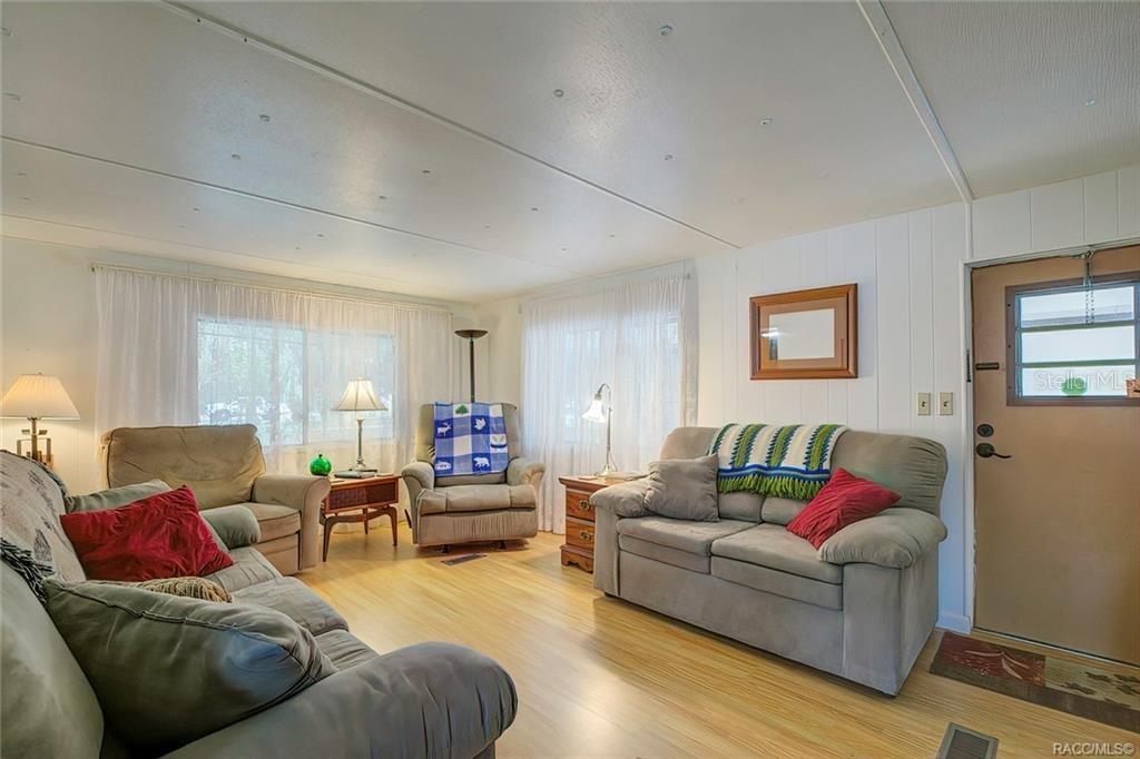 6871 W WOODLYNN LANE