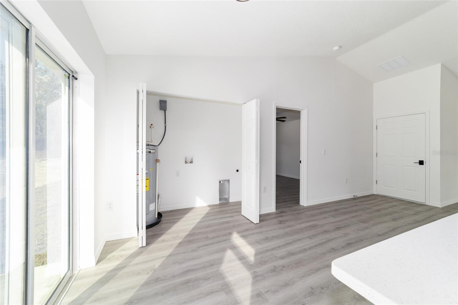 RAINBOW LAKES ESTATE - Residential