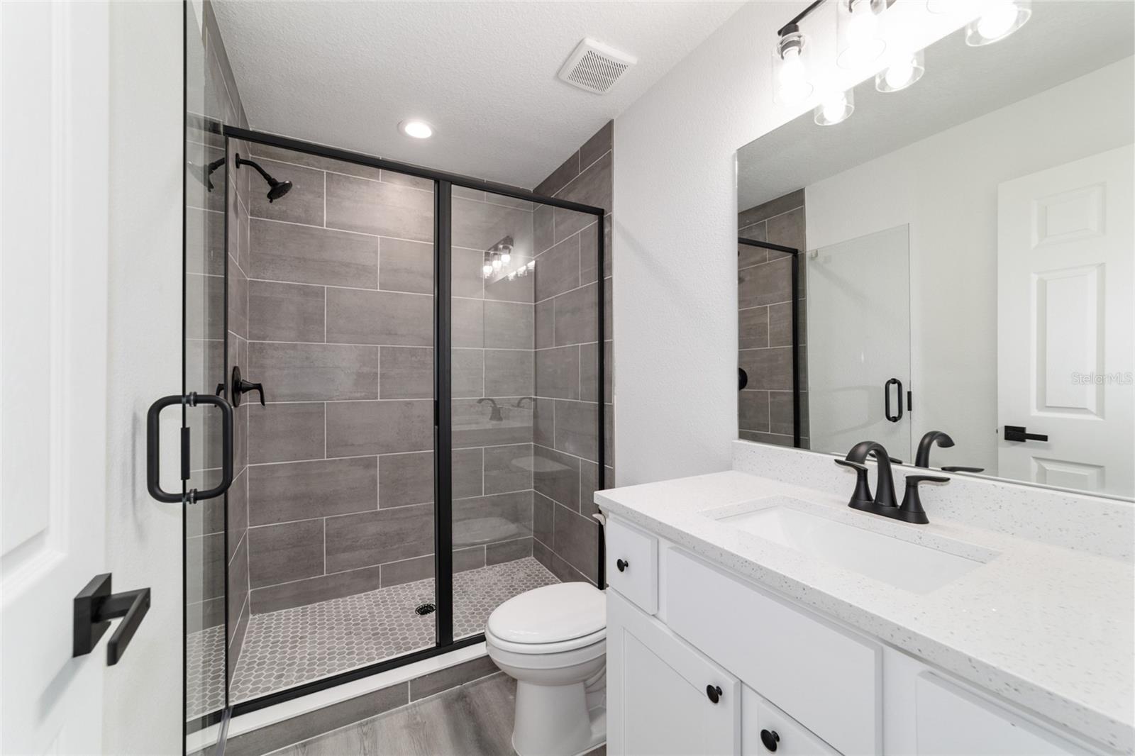 RAINBOW LAKES ESTATE - Residential