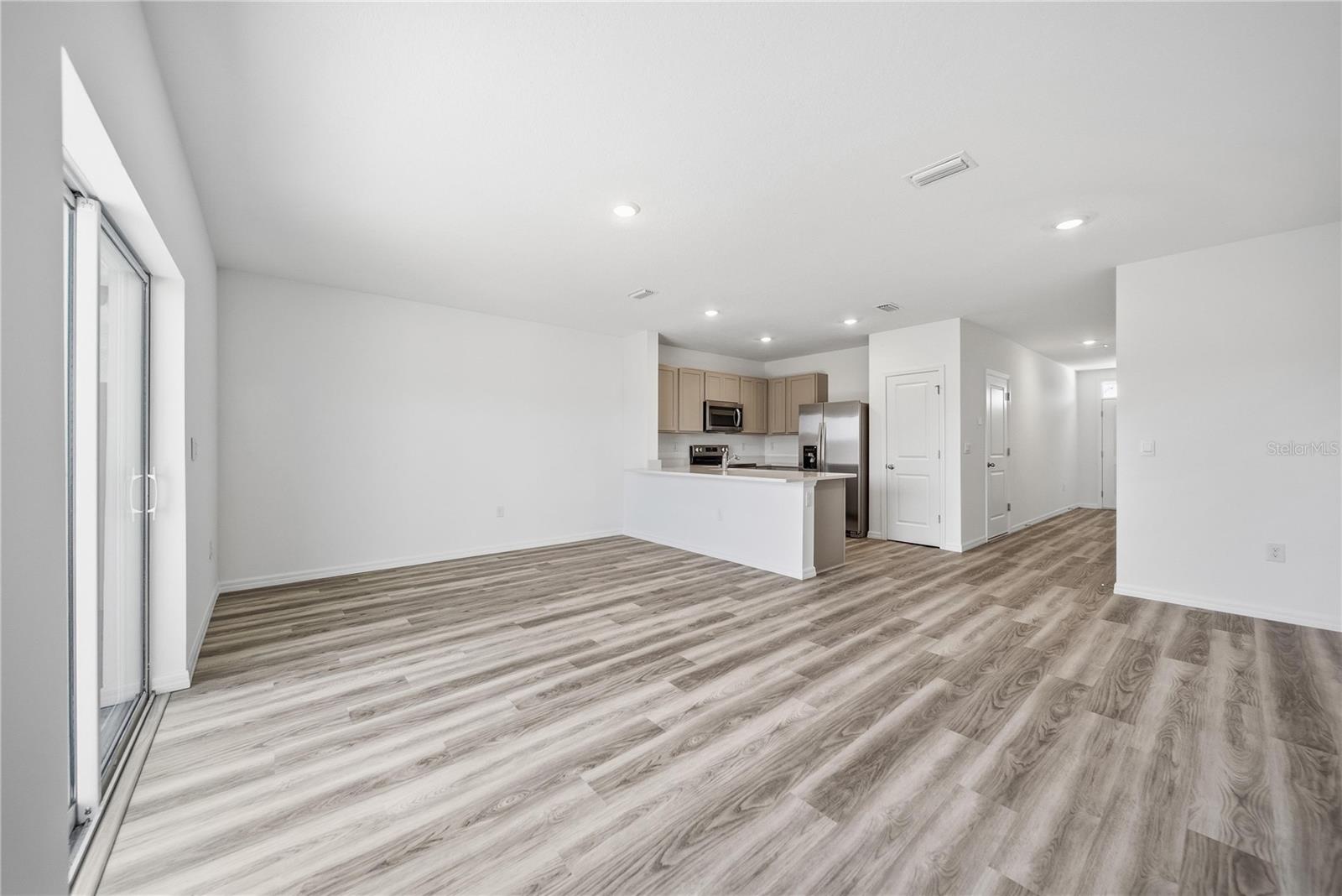 WOODCREEK - Residential Lease