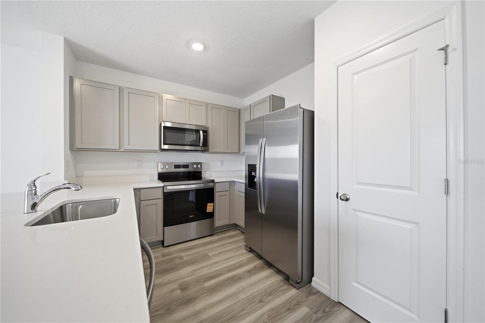 WOODCREEK - Residential Lease