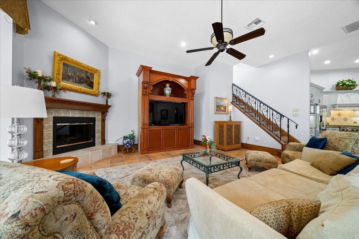 TAVARES PENINSULA TRACTS A-G REP - Residential