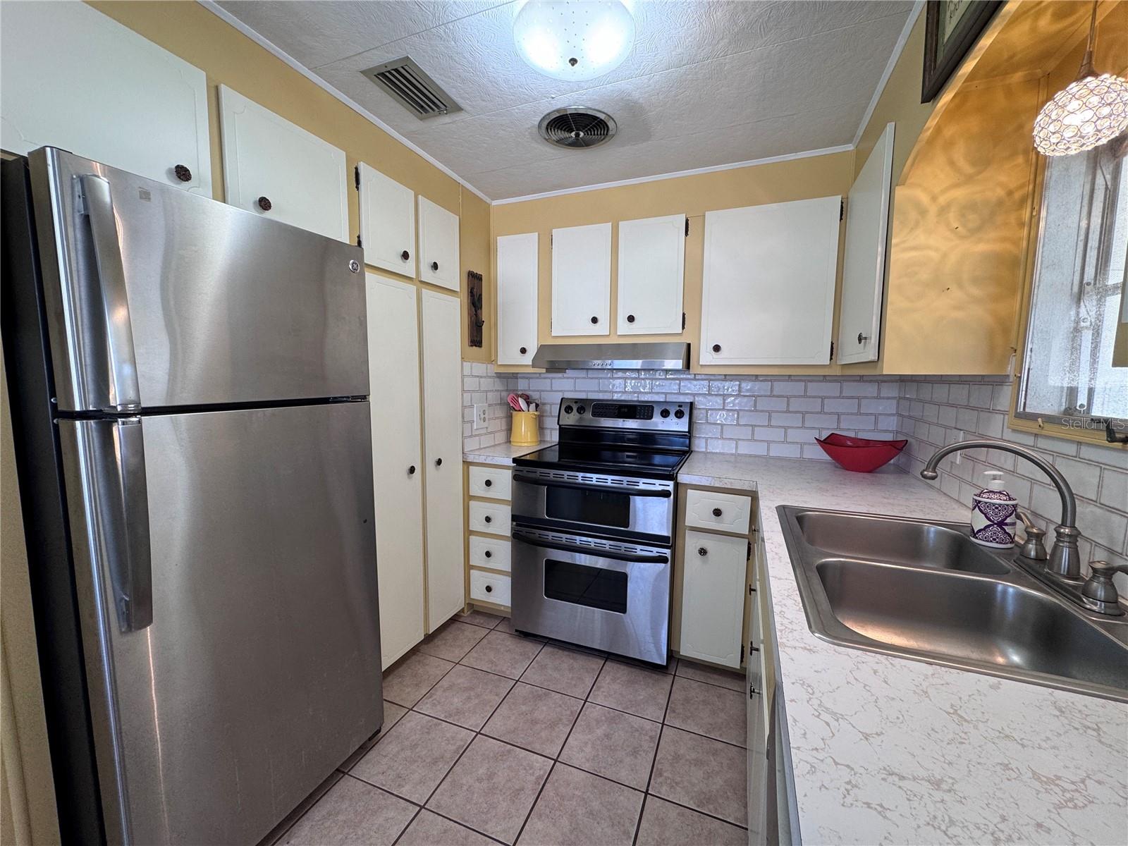 2331 BELLEAIR ROAD 527