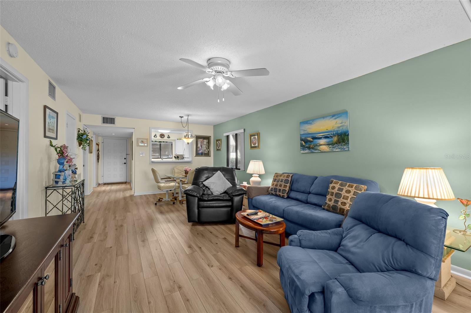 WILLOW LINKS - Residential