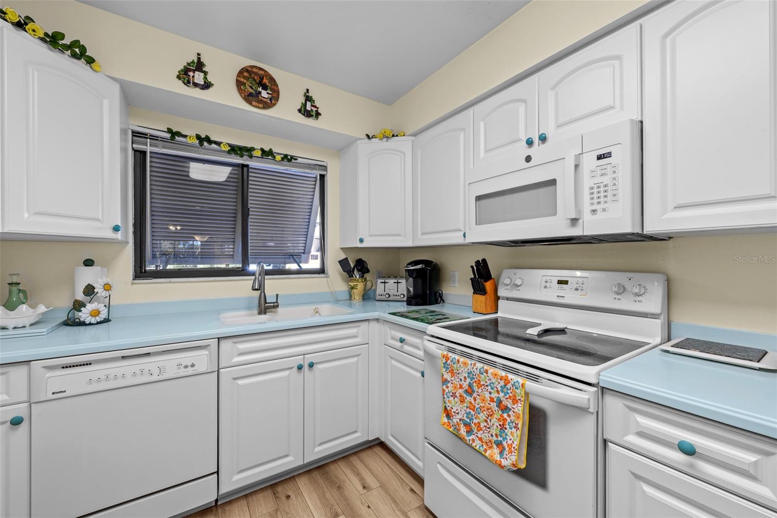 WILLOW LINKS - Residential