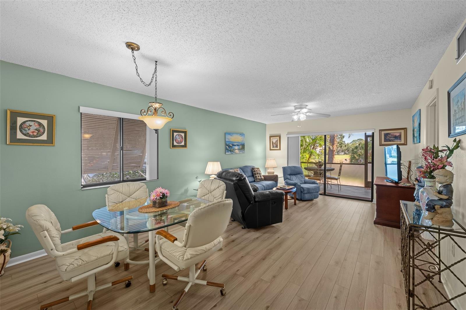 WILLOW LINKS - Residential