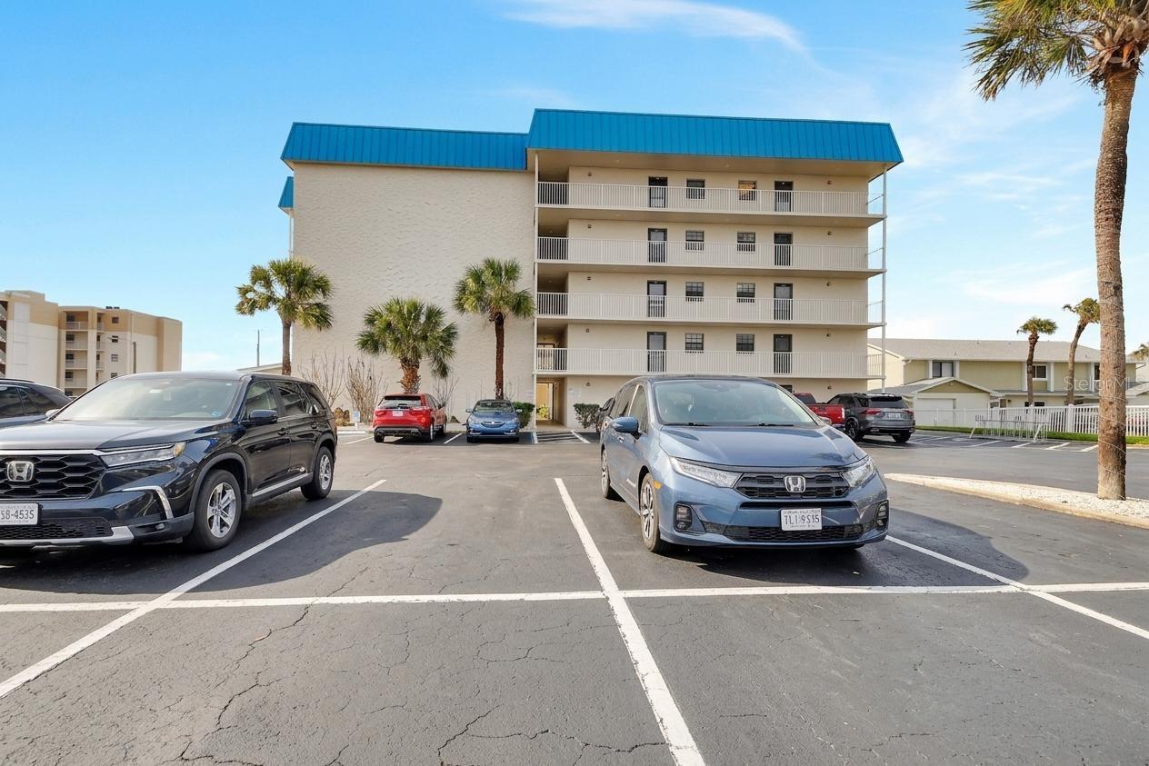 HACIENDA DEL SOL CONDO - Residential