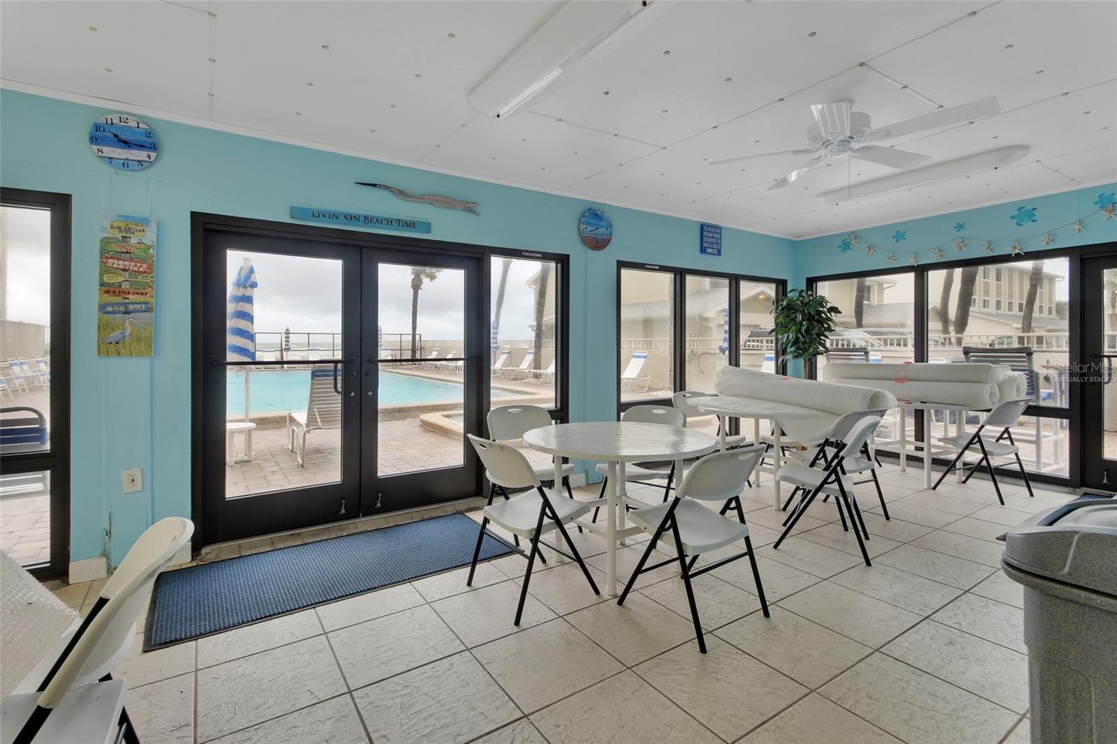 HACIENDA DEL SOL CONDO - Residential