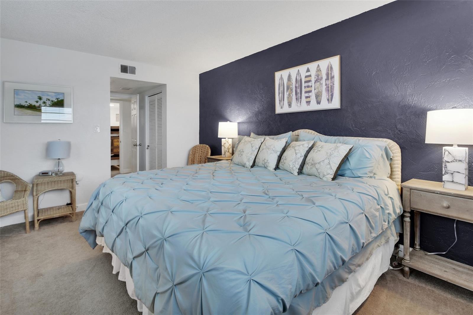 HACIENDA DEL SOL CONDO - Residential