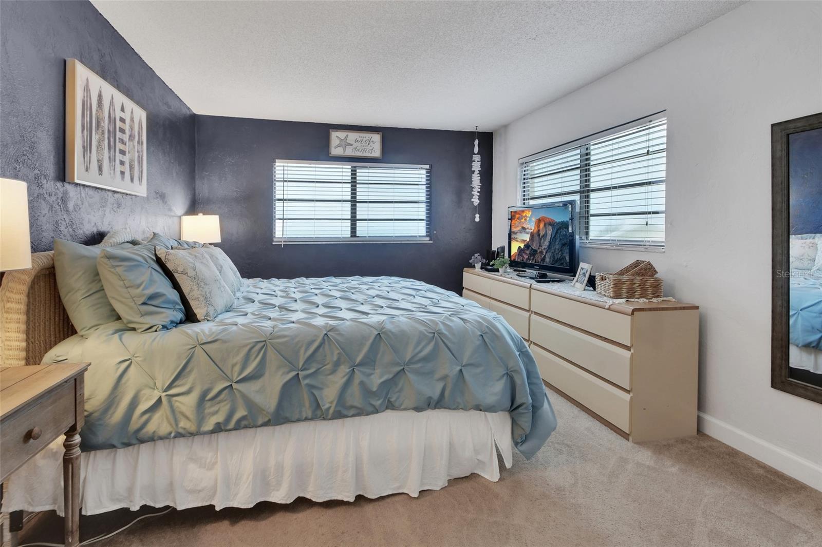 HACIENDA DEL SOL CONDO - Residential