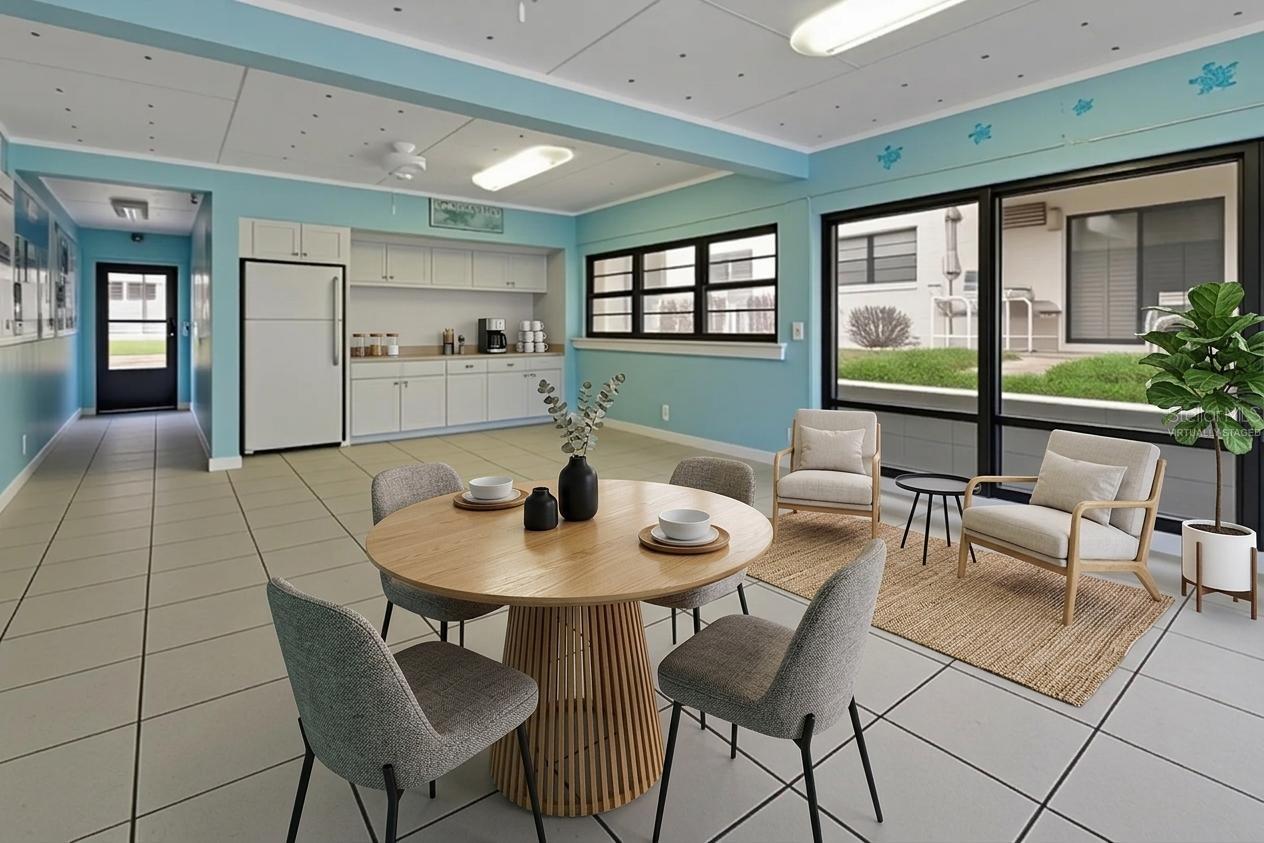 HACIENDA DEL SOL CONDO - Residential