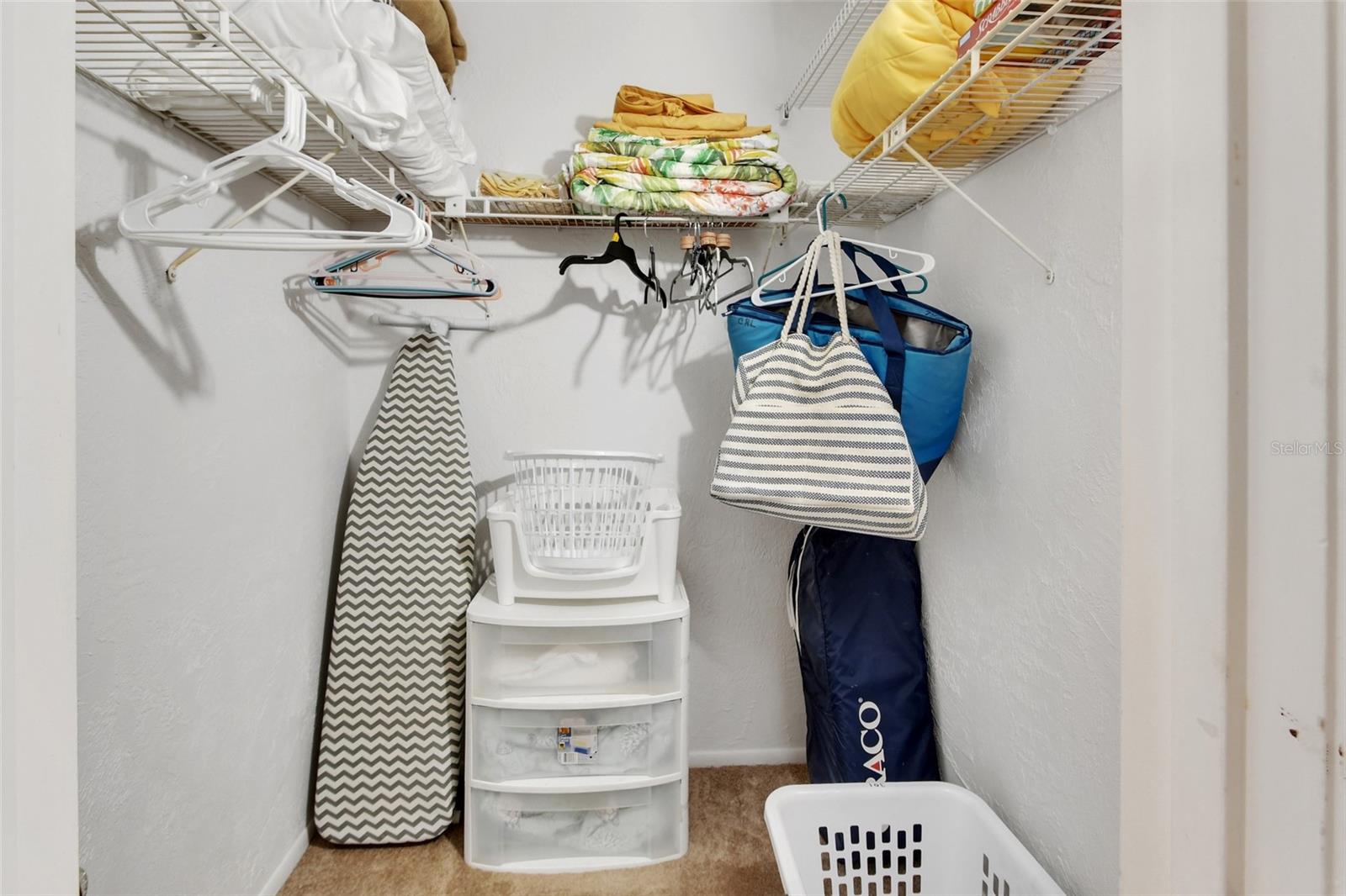 HACIENDA DEL SOL CONDO - Residential