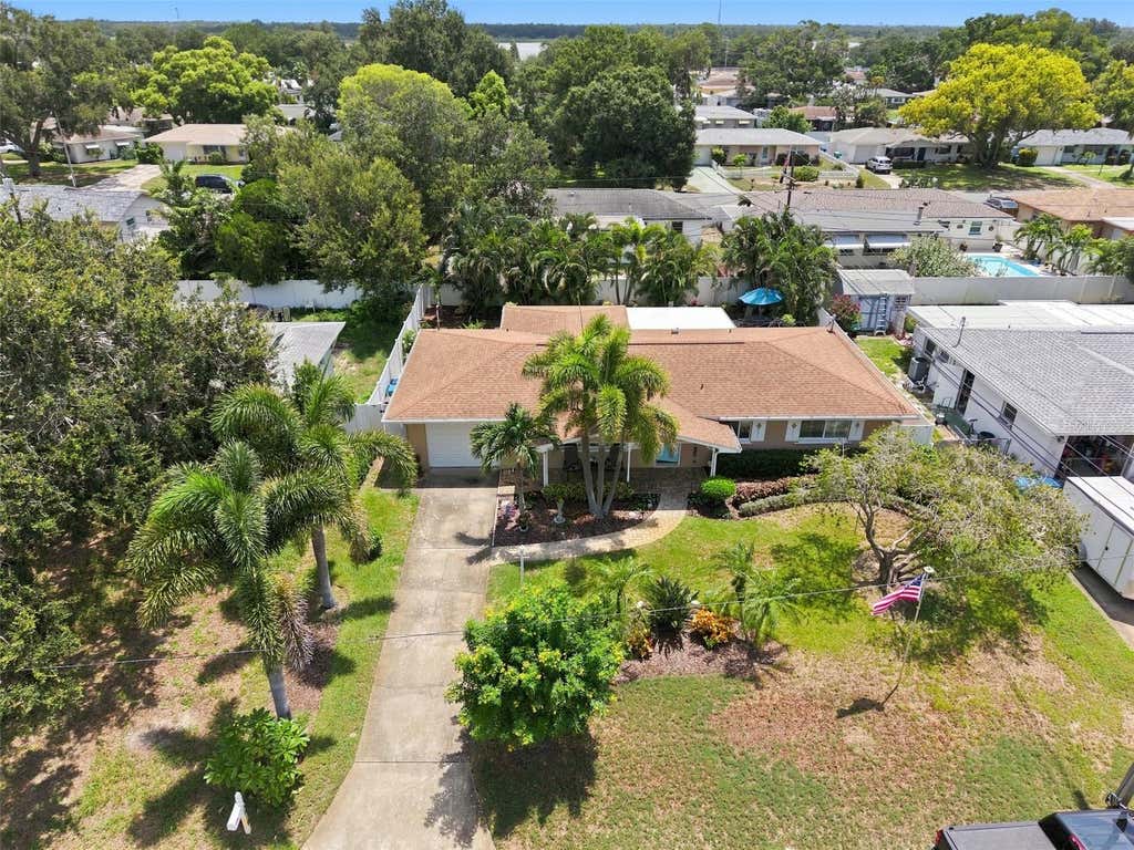 Photo of 8919 109th Lane, Seminole, FL 33772 (MLS # TB8536433)