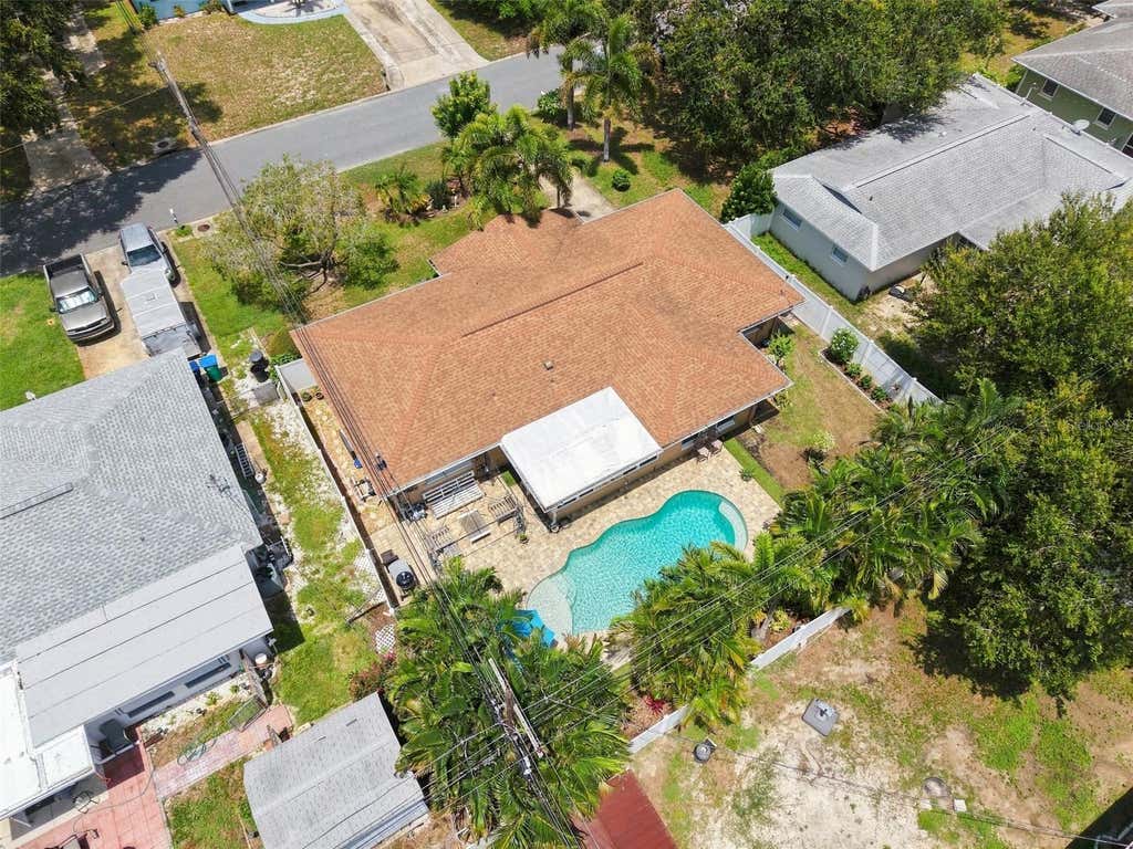 Photo of 8919 109th Lane, Seminole, FL 33772 (MLS # TB8536433)