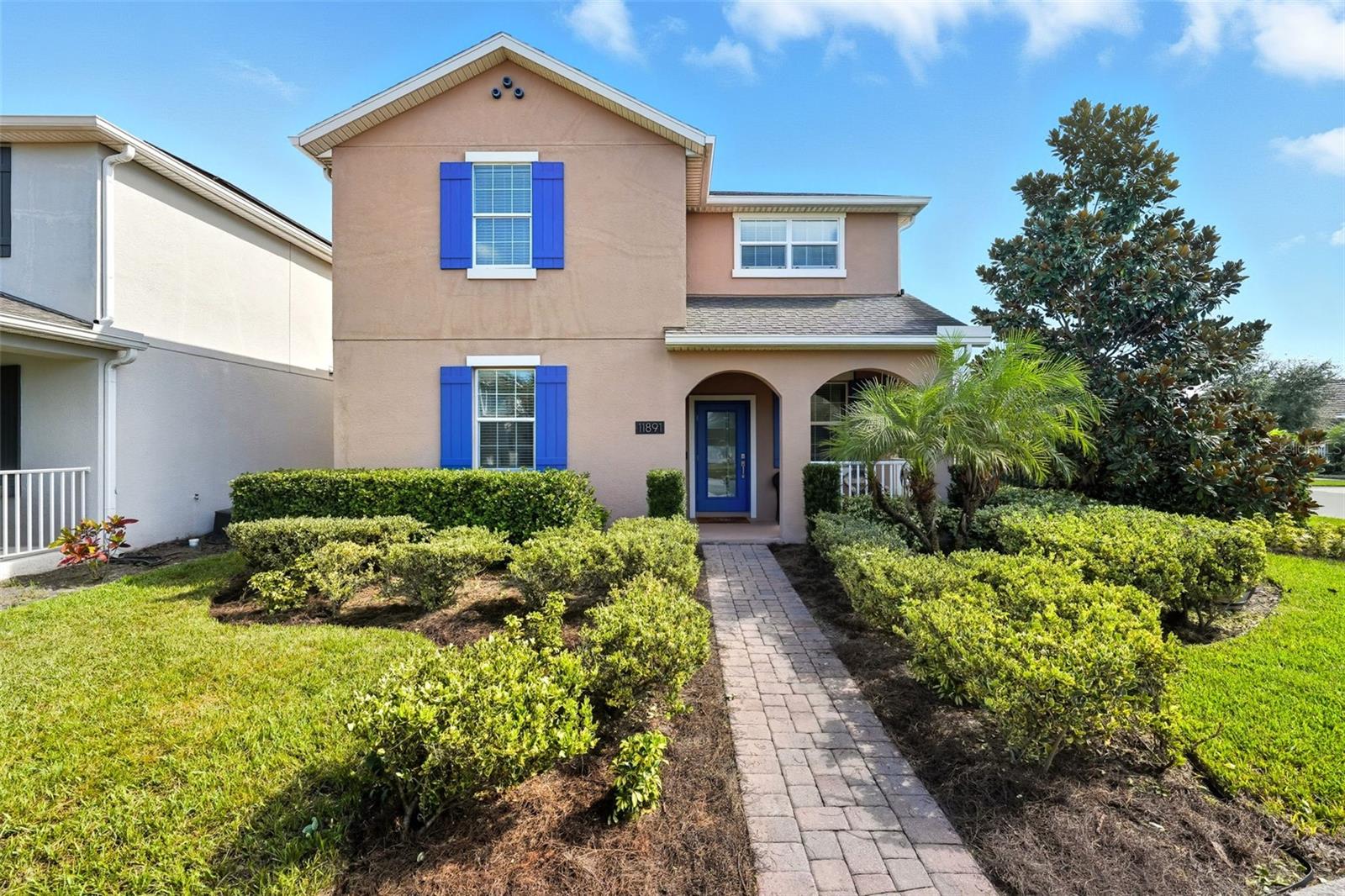 Exquisite 5-Bedroom Home with Private Pool in Storey Park!
This stunning 5-bedroom, 3-bath home showcases an open floor plan with high ceilings, surround sound, and a modern kitchen with 42” cabinets, quartz countertops, island, pantry, and premium appliances. Sliding doors lead to a screened lanai with private pool, while solar panels offer energy savings. Upstairs features a versatile flex space and a luxurious owner’s suite with custom walk-in closet and spa-like bath. A smart home system with Blink doorbell and iPhone-compatible garage/entry adds convenience. Located in Storey Park with resort-style amenities—clubhouses, pools, fitness, trails, sports courts, dog park, playgrounds, plus cable & internet. Near Medical City, OIA, and major highways. This home offers the perfect balance of luxury, comfort and accessibility.Schedule your tour today!