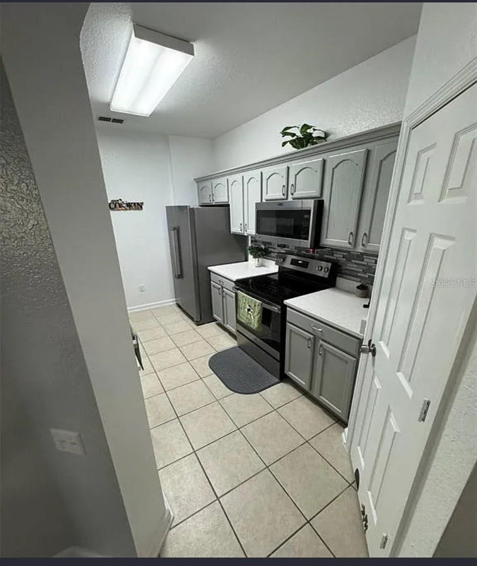 2778 ALMATON LOOP 303