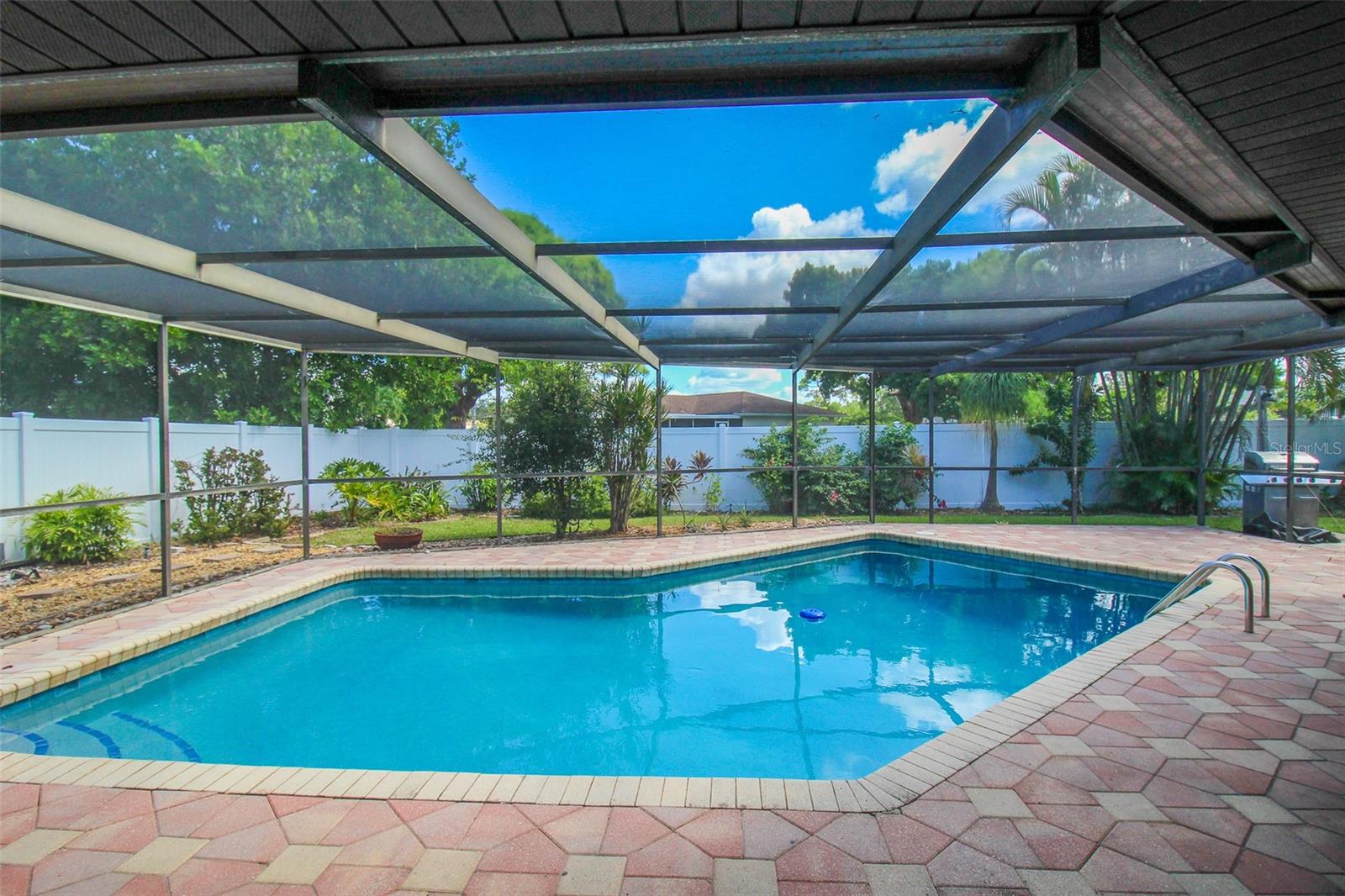 THE CROSSINGS - Residential Lease