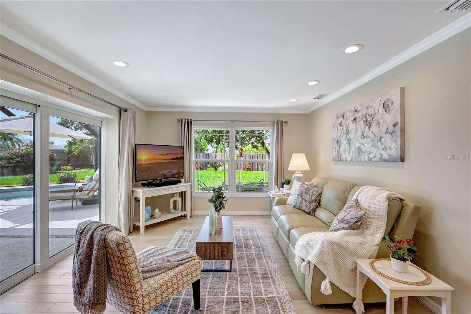 GULF GATE EAST - Residential