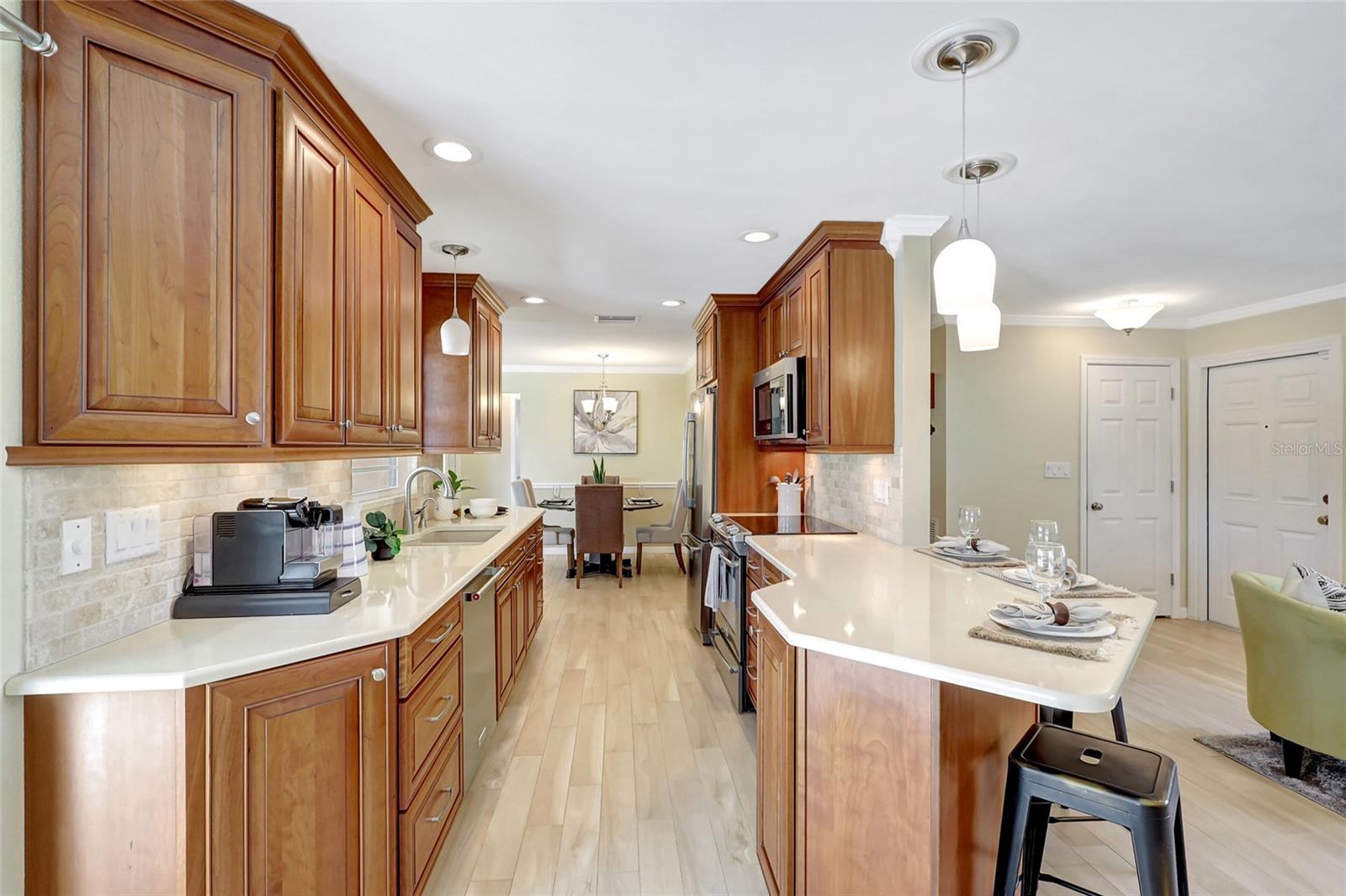 GULF GATE EAST - Residential