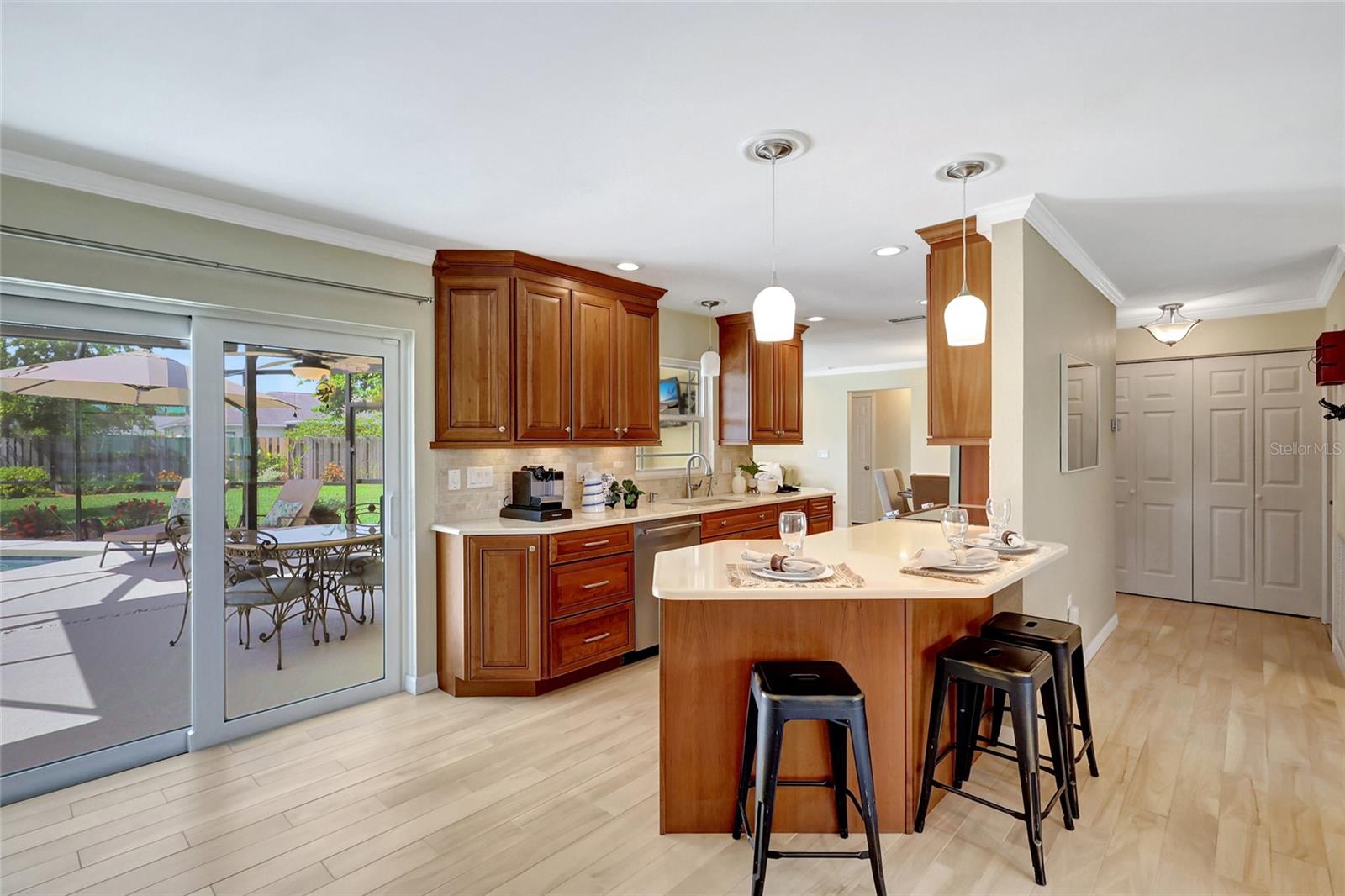 GULF GATE EAST - Residential