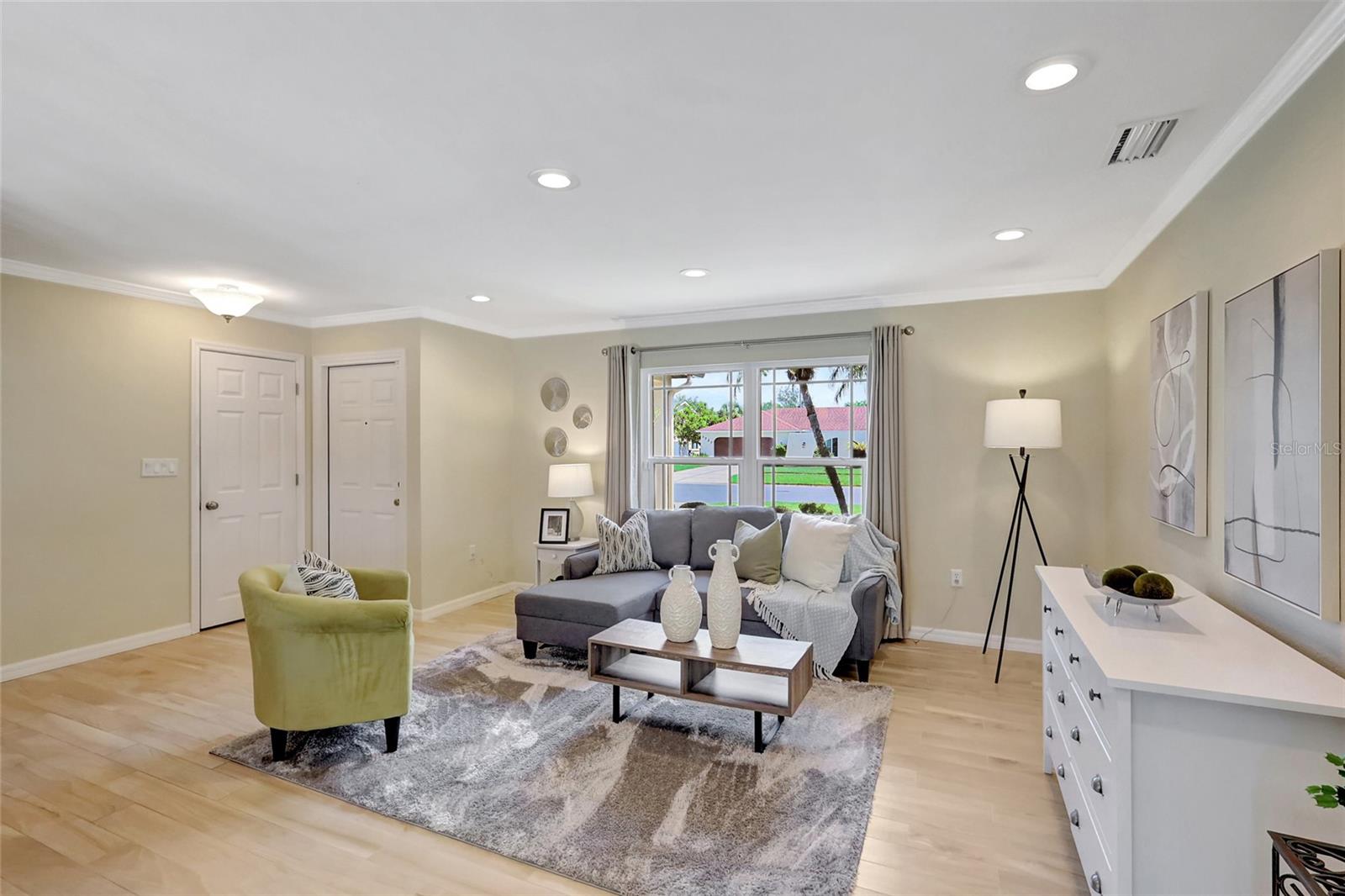 GULF GATE EAST - Residential