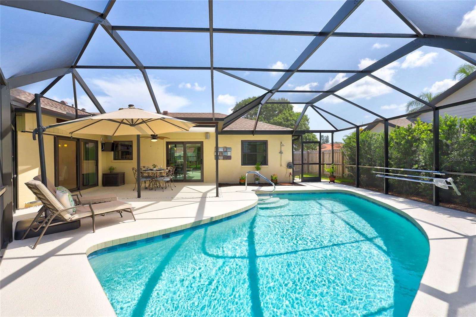 GULF GATE EAST - Residential