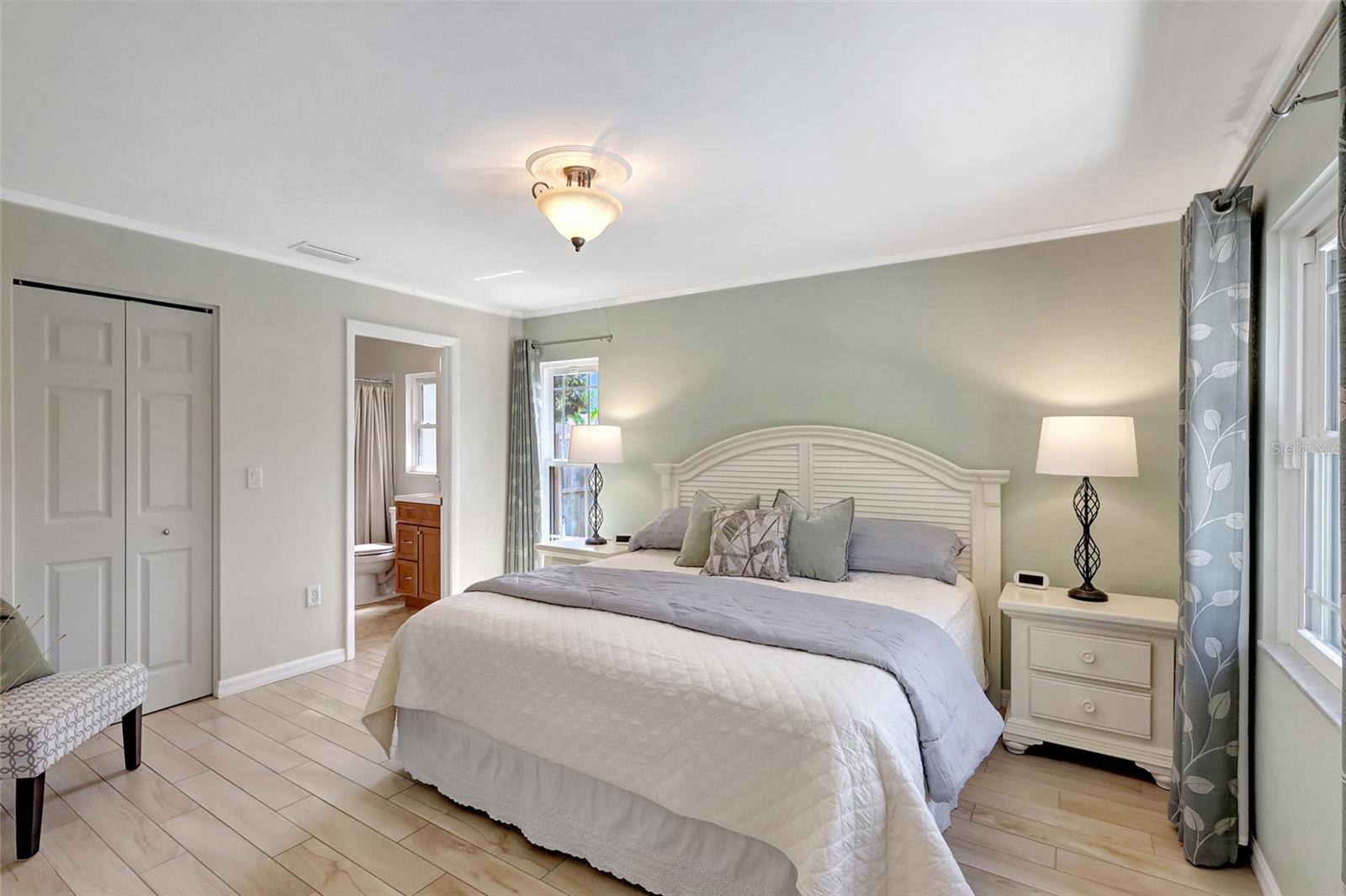 GULF GATE EAST - Residential