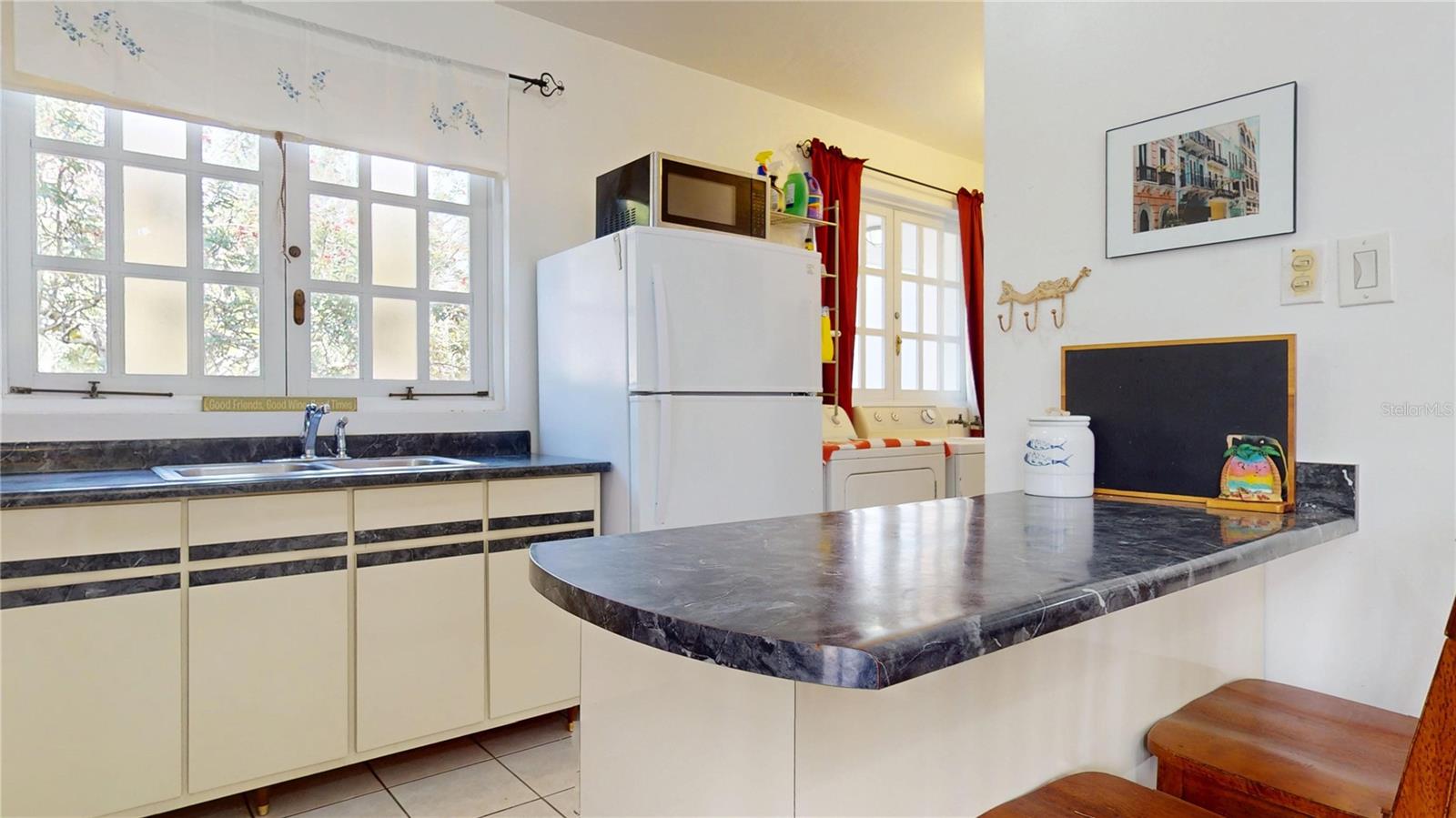 SEA BEACH COLONY - Residential