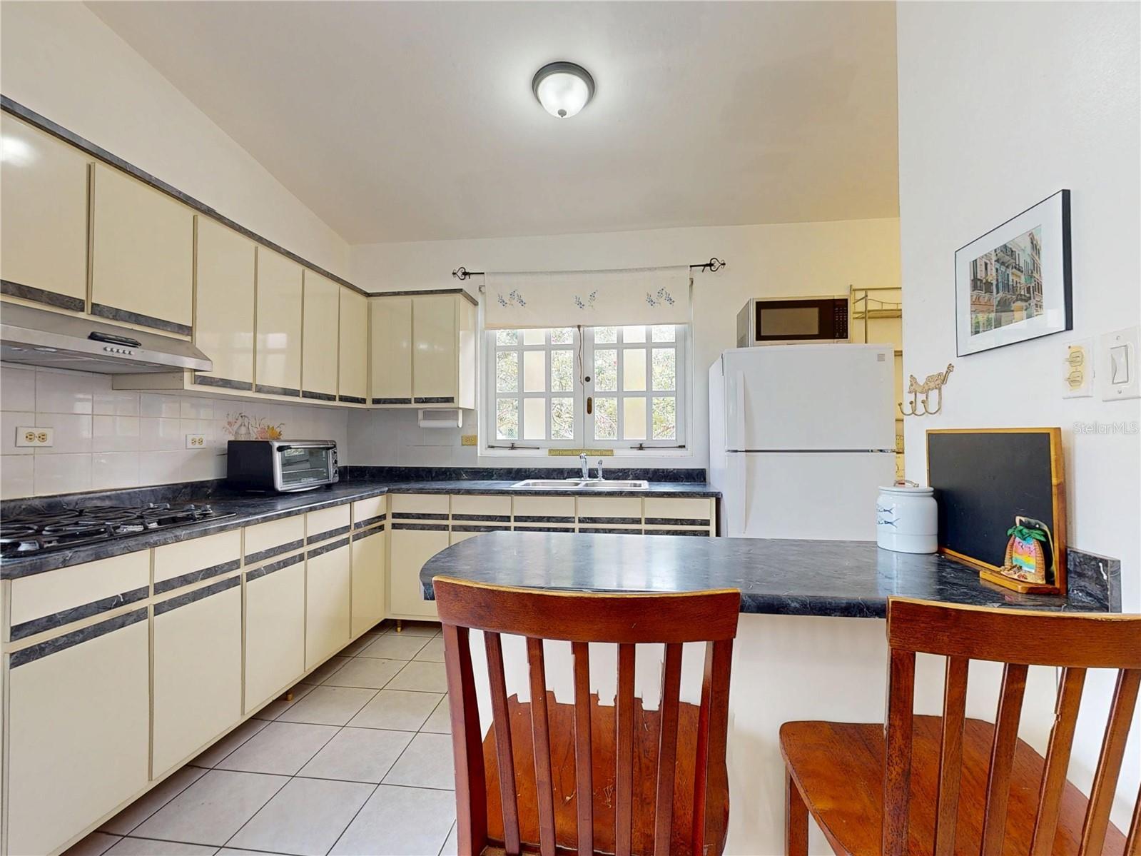 SEA BEACH COLONY - Residential