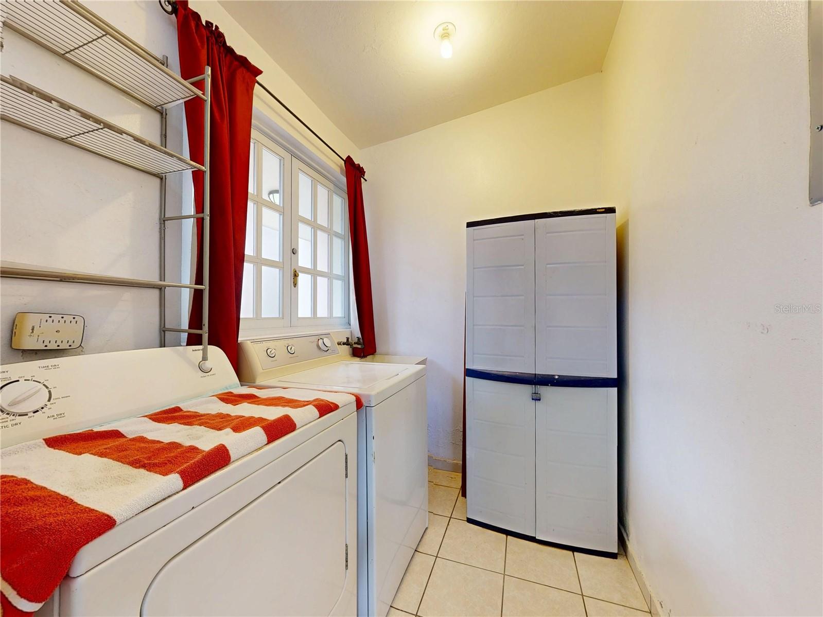 SEA BEACH COLONY - Residential