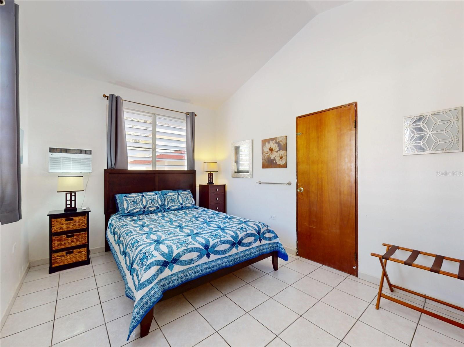 SEA BEACH COLONY - Residential