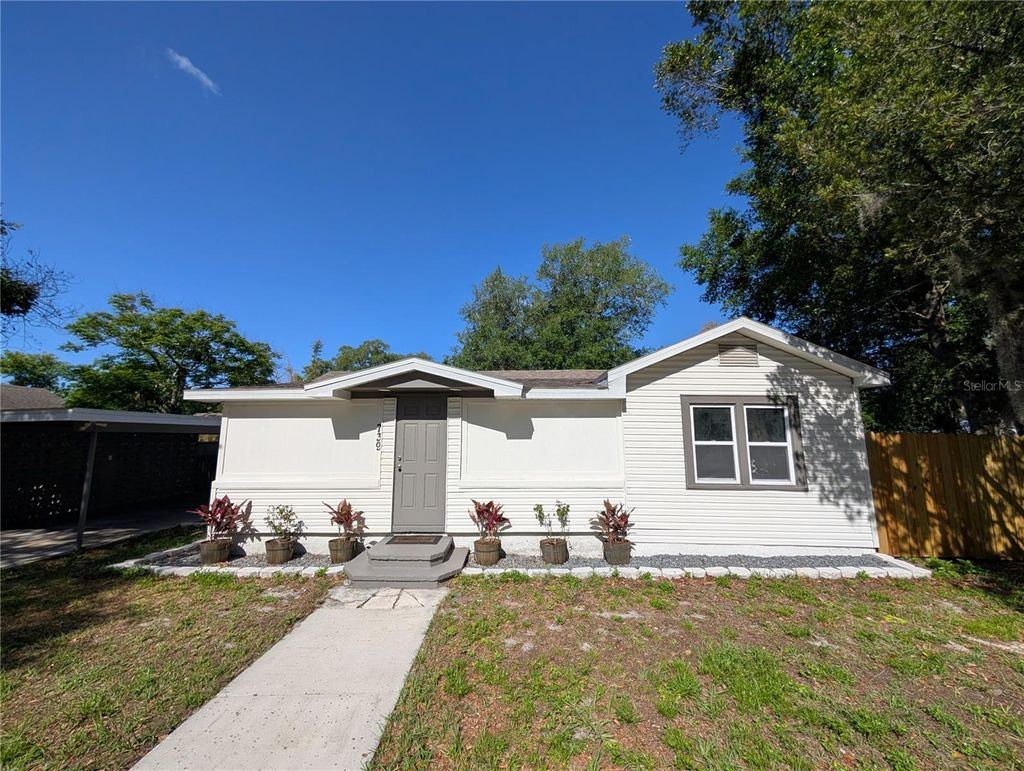 Photo of 739 Center Street, Lake Wales, FL 33859 (MLS # P4938431)