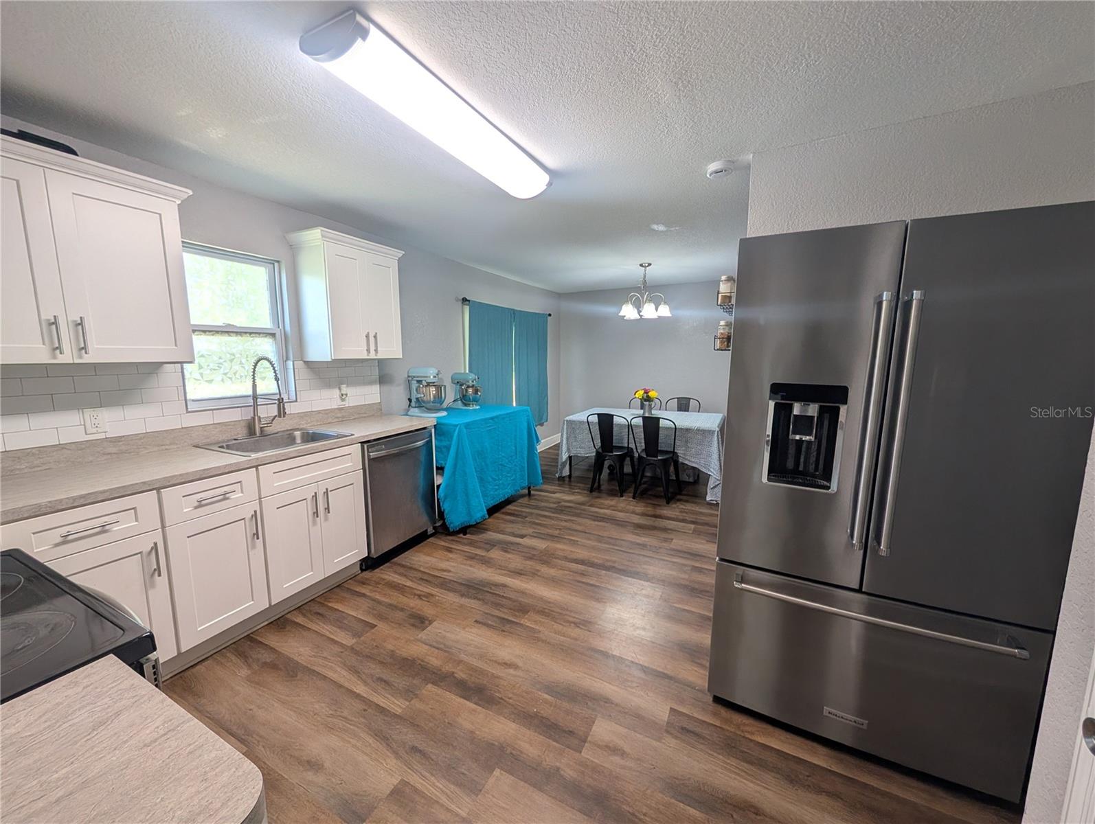 WAVERLY MANOR - Residential