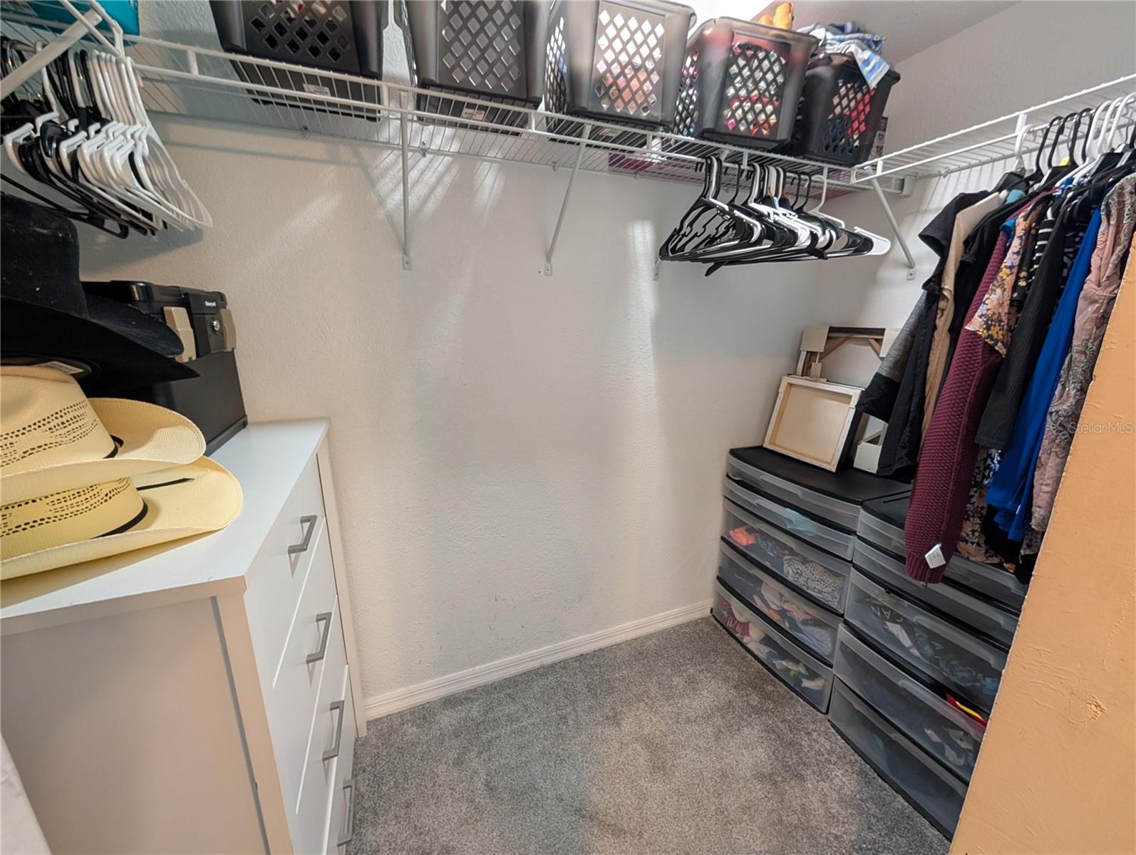 WAVERLY MANOR - Residential