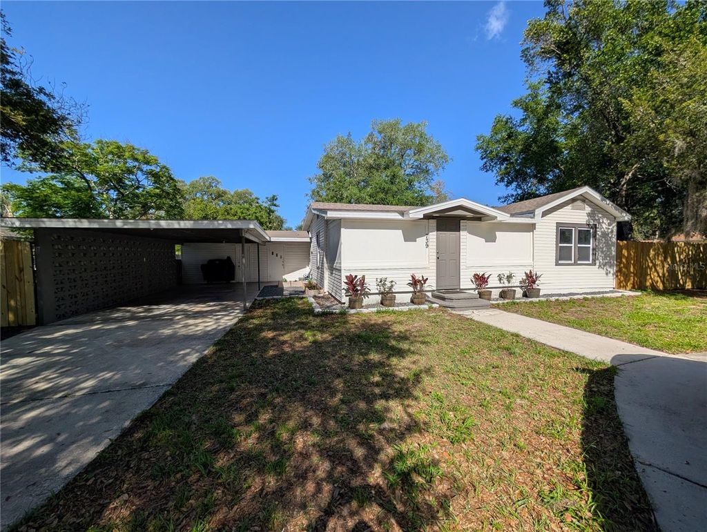 Photo of 739 Center Street, Lake Wales, FL 33859 (MLS # P4938431)
