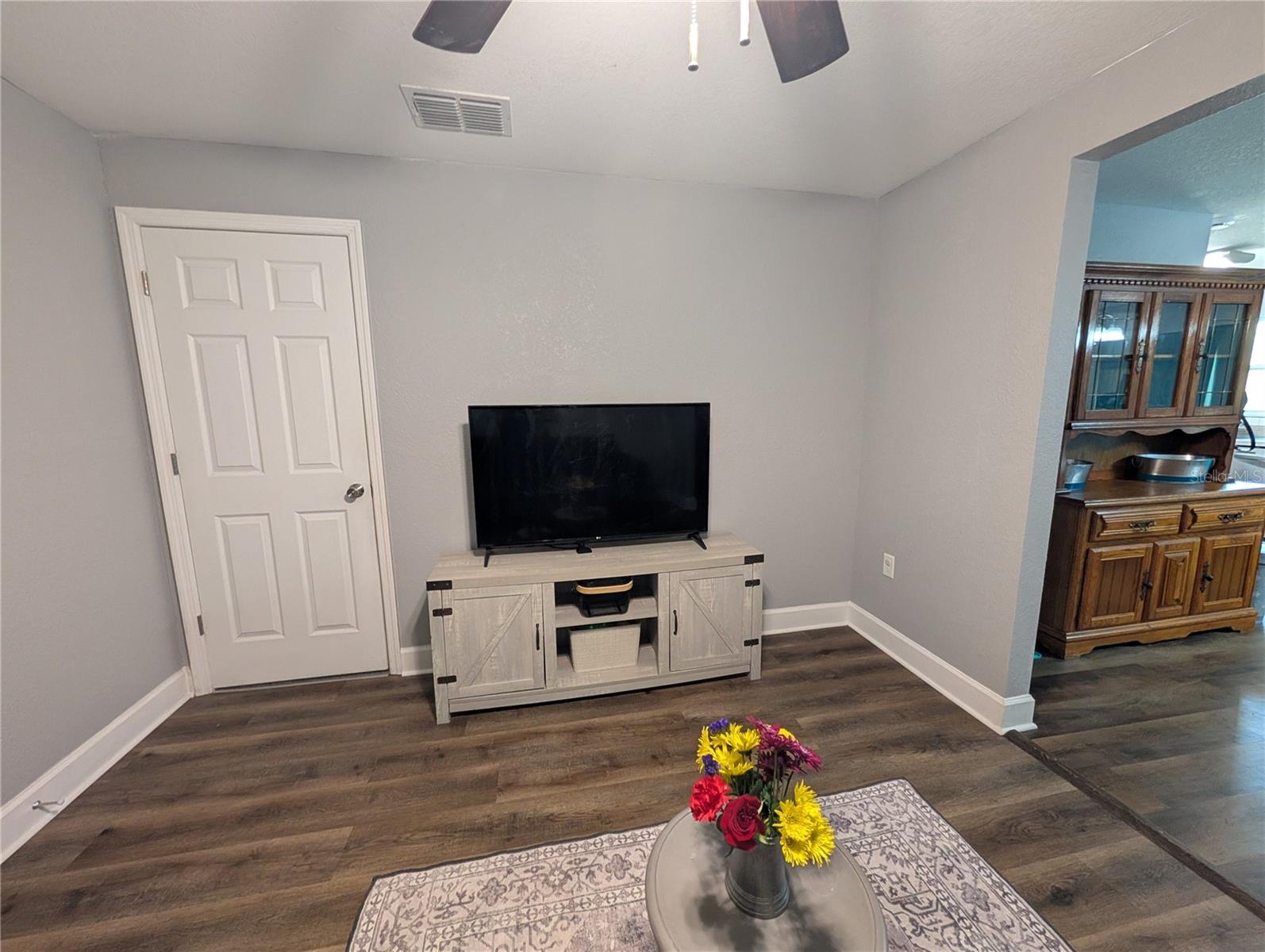 WAVERLY MANOR - Residential