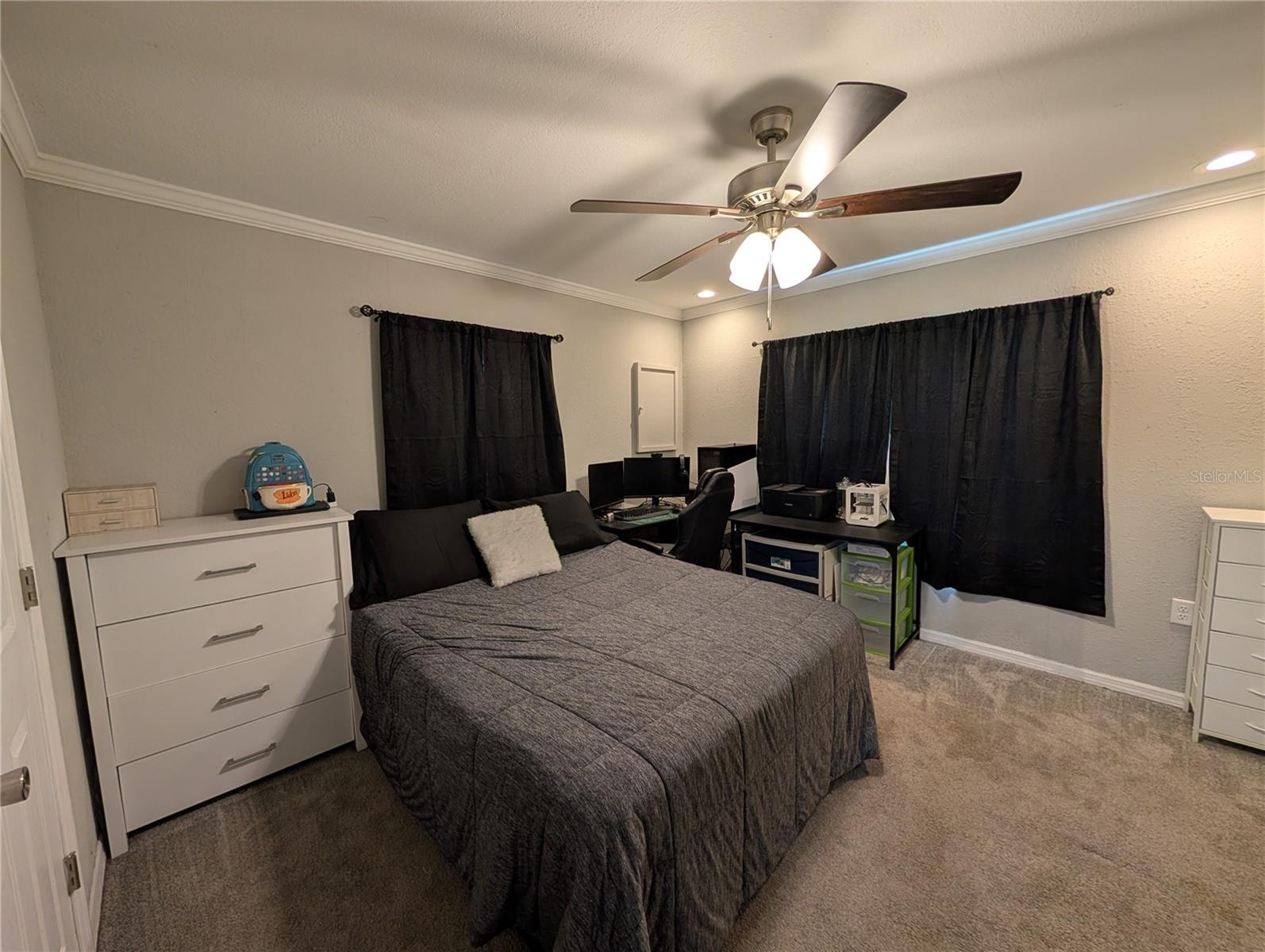 WAVERLY MANOR - Residential