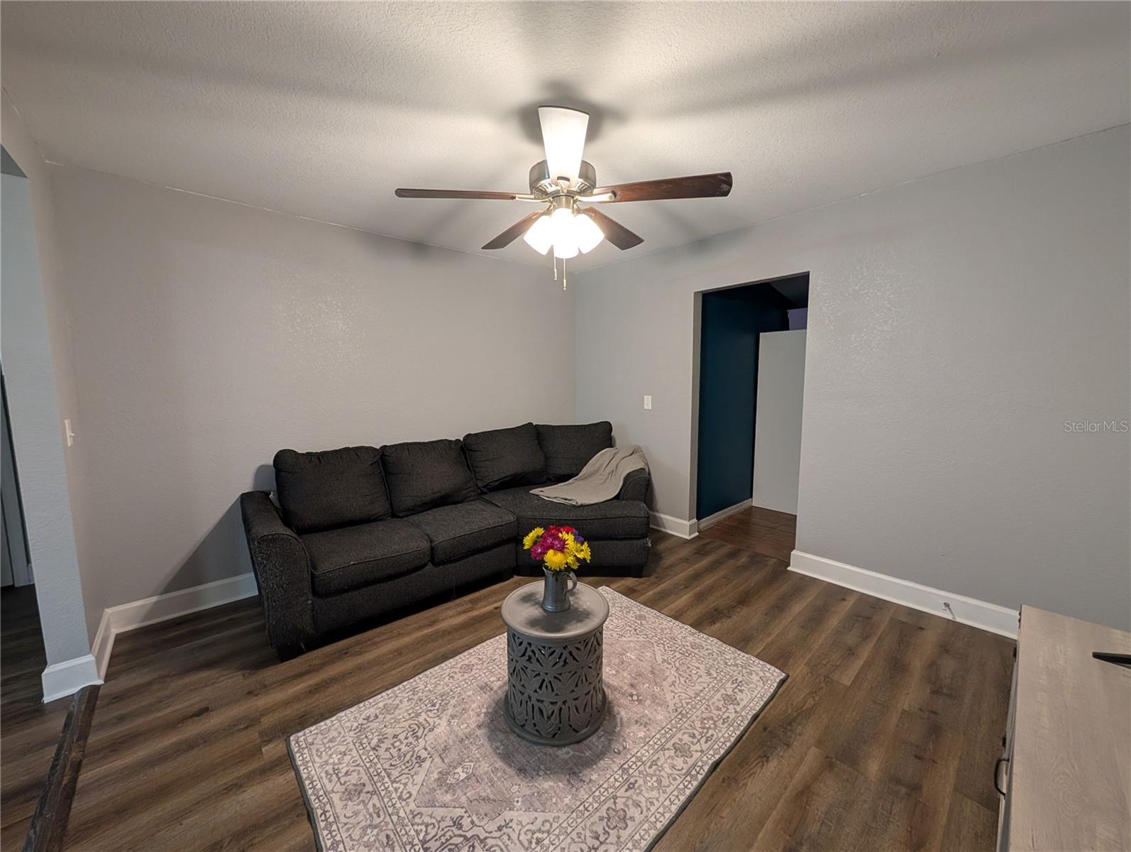 WAVERLY MANOR - Residential