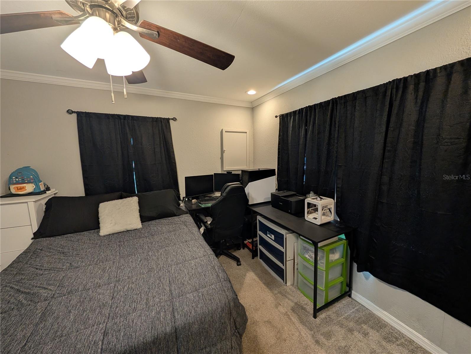 WAVERLY MANOR - Residential