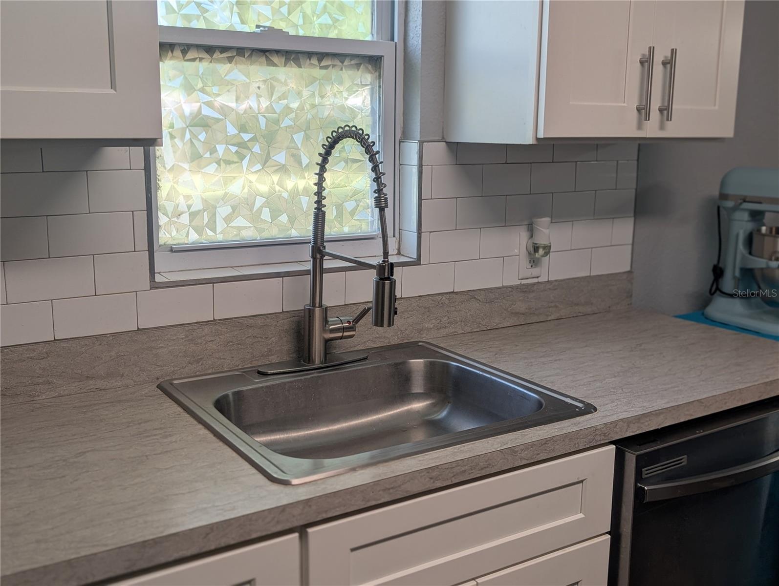 WAVERLY MANOR - Residential