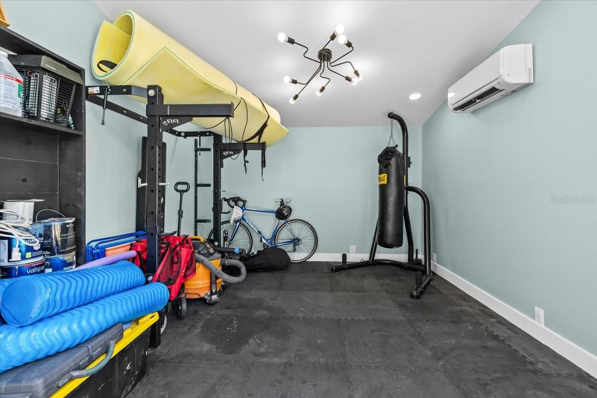 COUNTRY CLUB ADD - Residential