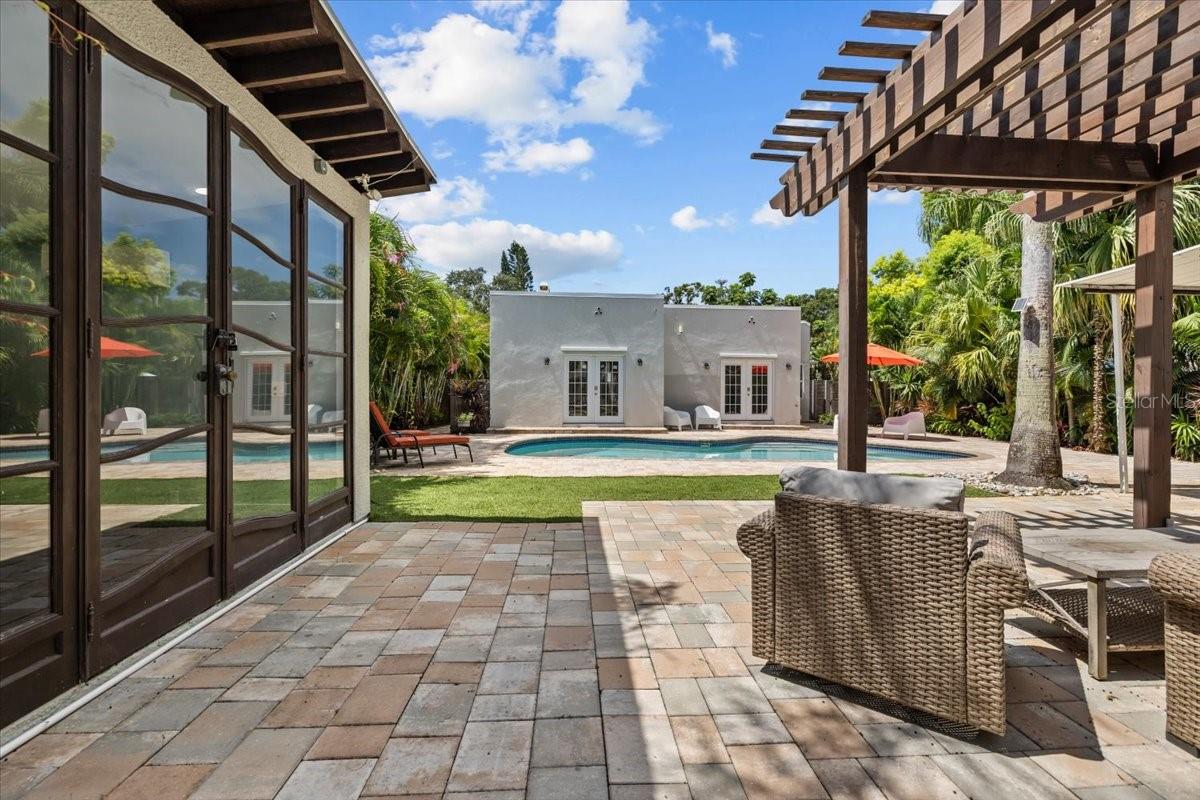 COUNTRY CLUB ADD - Residential