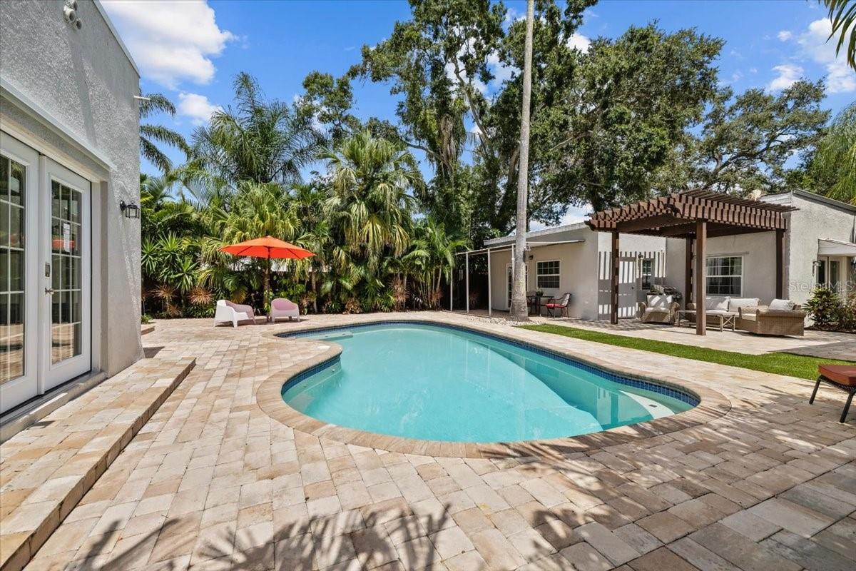 COUNTRY CLUB ADD - Residential