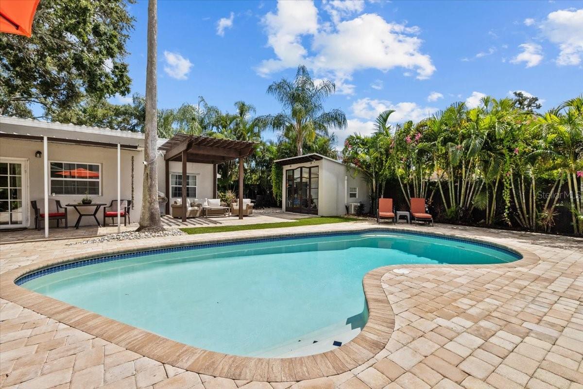 COUNTRY CLUB ADD - Residential