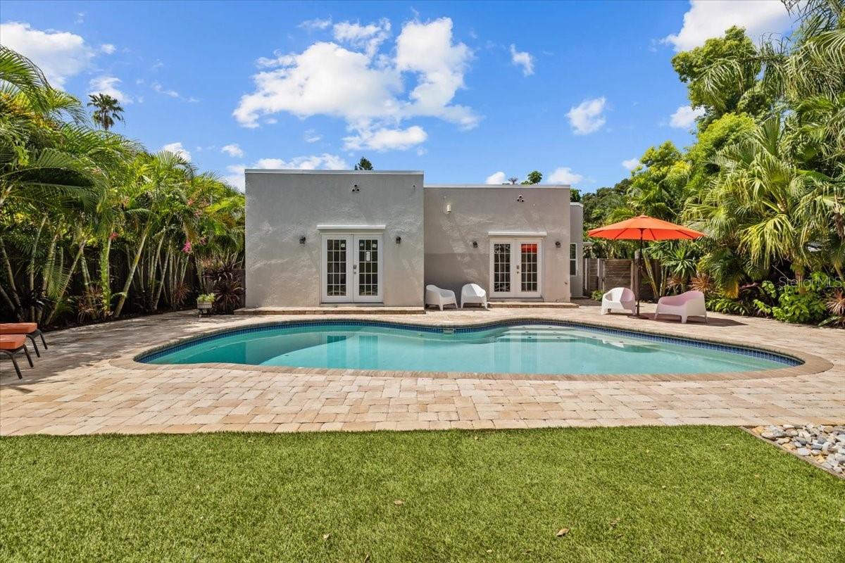 COUNTRY CLUB ADD - Residential